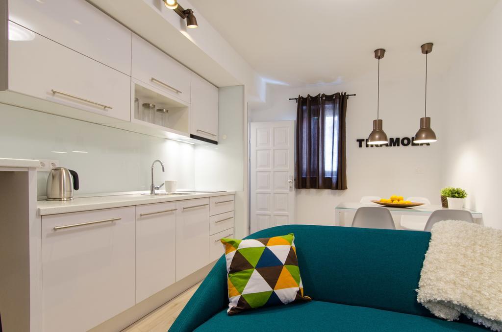 Apartments & Rooms Tiramola - Old Town 트로기르 객실 사진