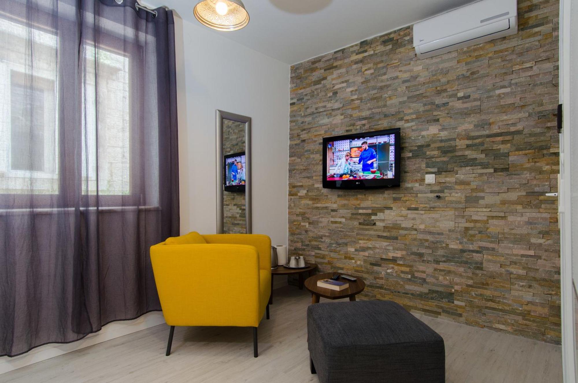Apartments & Rooms Tiramola - Old Town 트로기르 객실 사진