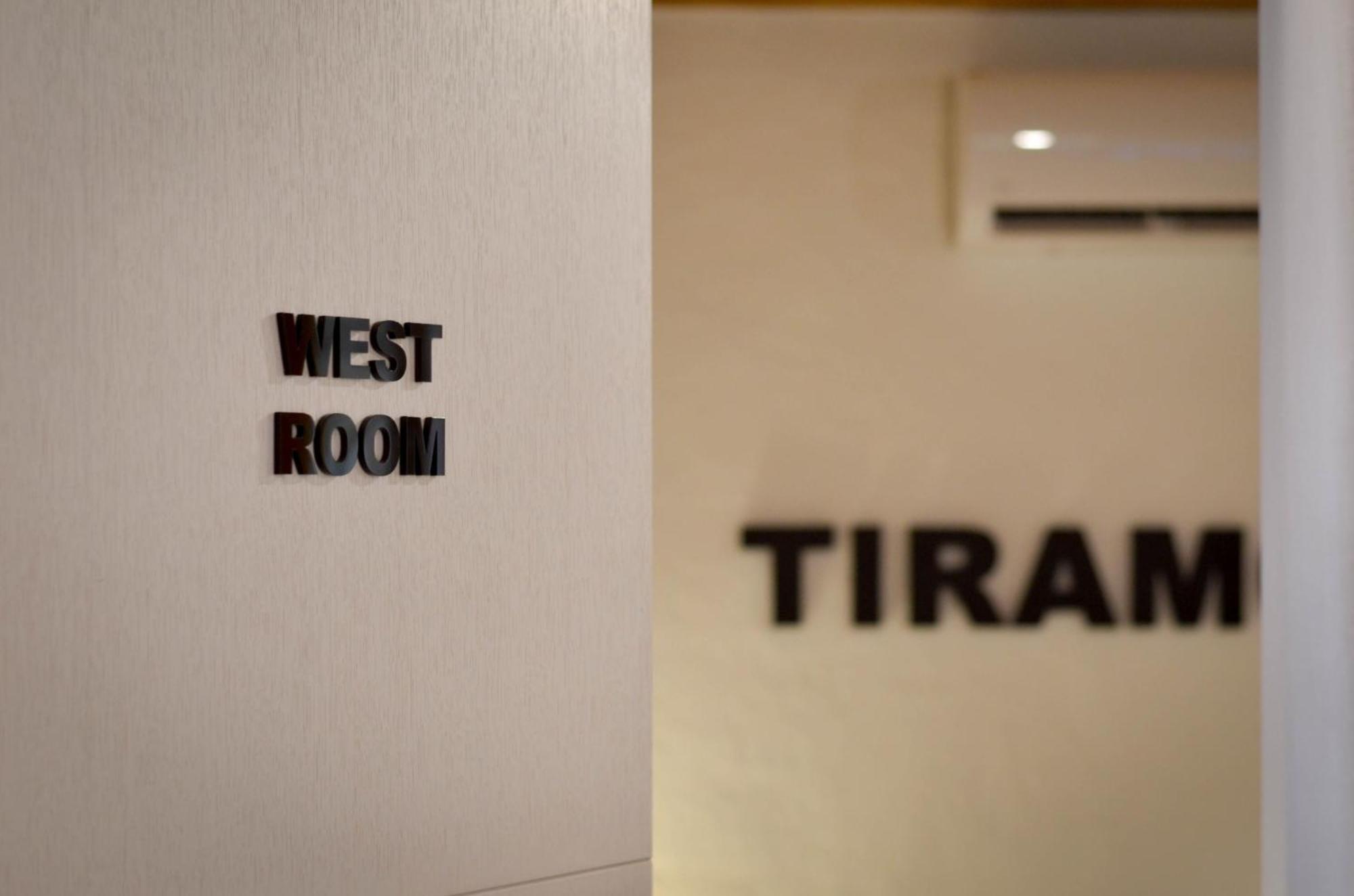 Apartments & Rooms Tiramola - Old Town 트로기르 객실 사진