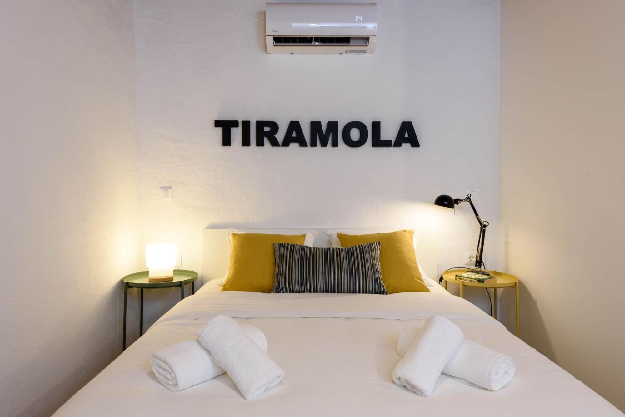 Apartments & Rooms Tiramola - Old Town 트로기르 객실 사진